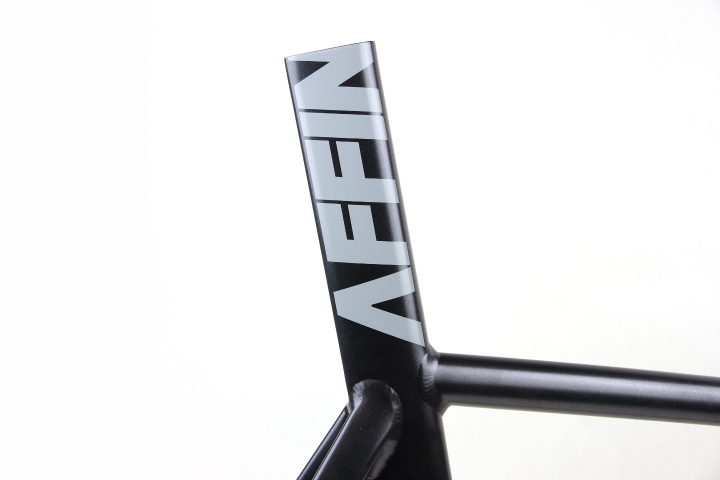 KISSENA Gray KISSENA Gray