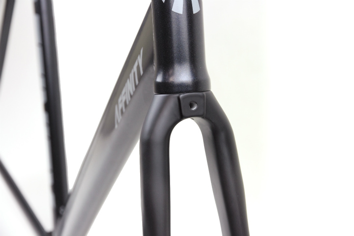 KISSENA Gray KISSENA Gray