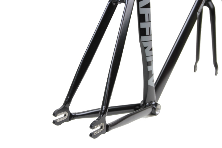 KISSENA Gray KISSENA Gray