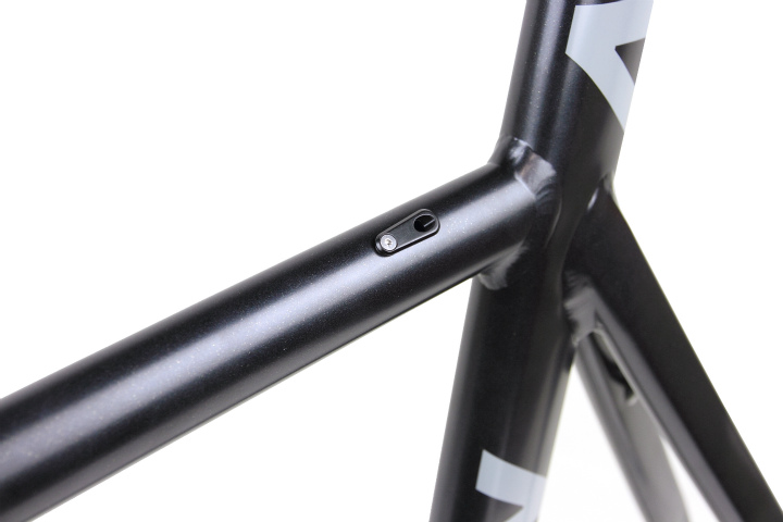 KISSENA Gray KISSENA Gray