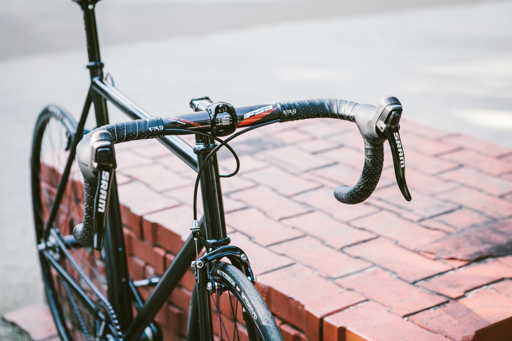 Metropolitan Film Grain Black Metropolitan Film Grain Black