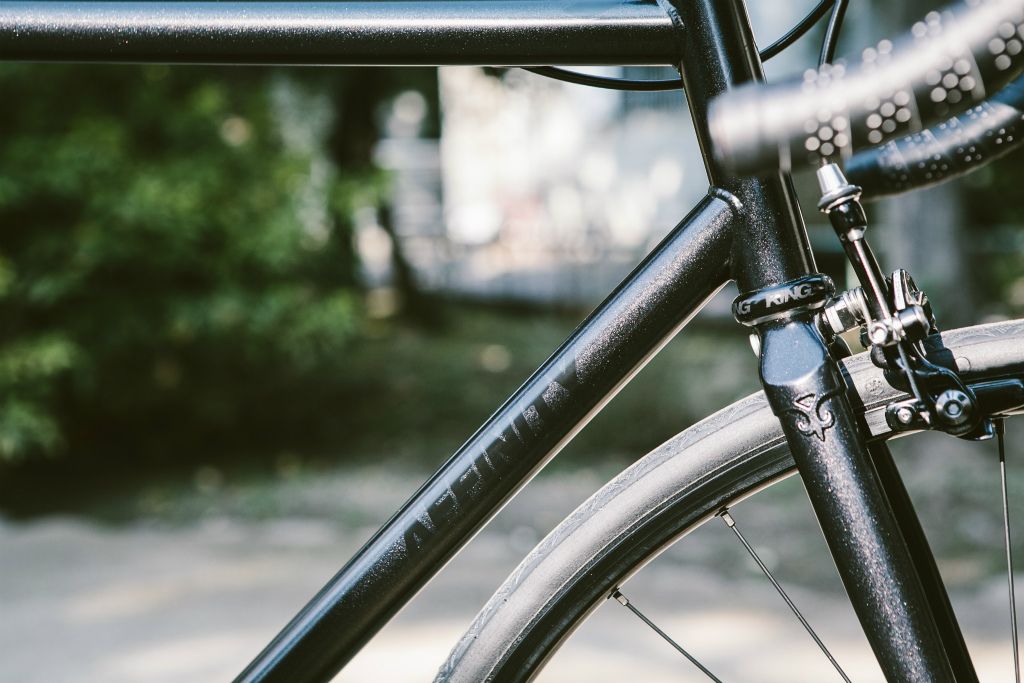 Metropolitan Film Grain Black Metropolitan Film Grain Black